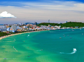 Patumnak Beach Guesthouse