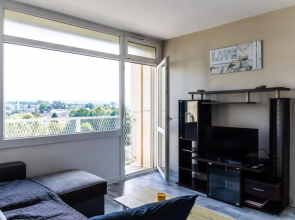 Cap Sud - 53m2- VUE PYRENEES- HYPERCENTRE- GARAGE-WIFI FIBRE