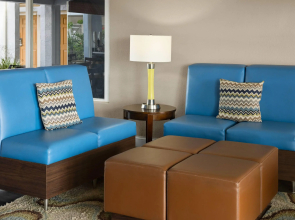 Super 8 by Wyndham Ellenton Bradenton Area