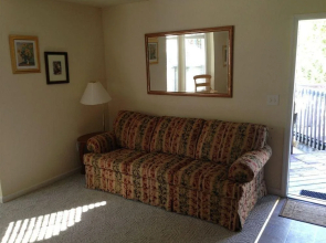 Willowbrook Inn