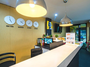 Matchbox Bangkok Hostel