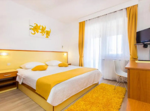 Pansion Zlatna Ribica