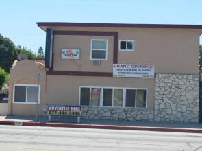 Tropicana Motel