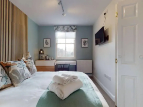 The Oxford Lodge six bedroom Oxford home