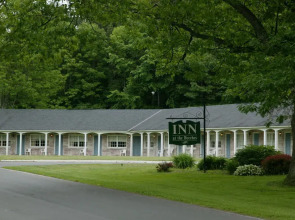 Inn At The Beeches