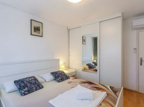 Holiday Home Cadjo With Pool