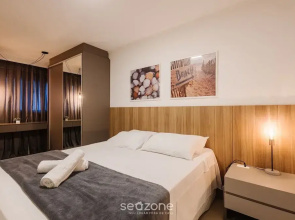 Sophisticated 3BR Apt 200m From Beach Seo0702