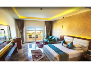 Pickalbatros Royal Moderna Resort