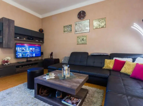Bristol lux 3BR apartment with view