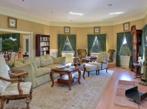 Bay Hill Mansion B and B