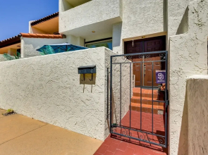 Beautiful San Diego Retreat w/ Community Pool!