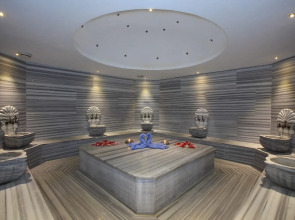 Mandarin Resort & Spa