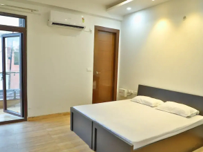 Best Property Of India, Near to Ganges
