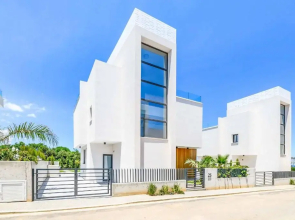 By The Beach - Sea Pearl Villa