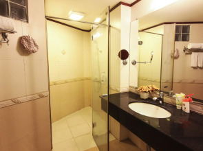 A25 Hotel - 12 Ngo Sy Lien