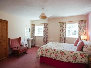 Elm Grove Mews Cottage