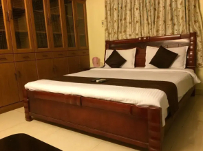 OYO 8033 Premam Service Apartment