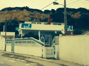 SUL surf, eat & sleep