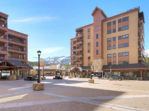 3 Bedroom Ski In/ski Out Condo at The Village at Breckenridge