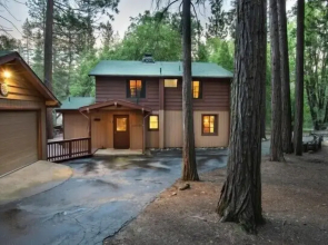 Scenic Wonders Bassett Cabin 5 Bedrooms