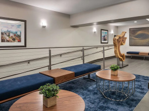 Coast Seattle Downtown Hotel by APA