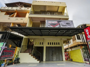 OYO 1914 Wisma Waraney