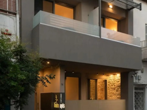 Dimitra Apts - Suite With Balcony