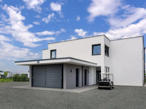 Elite Holiday Home in Lutzmannsburg with Pool