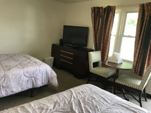Highlander Inn