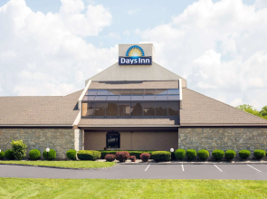 Days Inn by Wyndham Maumee/Toledo