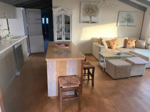Hamre Apartments (Nicholas)