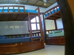 Footprints Homestay - Hostel - Adults Only