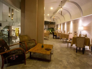 Dellarosa Boutique Spa Hotel