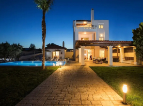 Antonoglou Beach Villas, Gennadi
