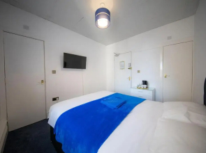 The Adonis Hotel