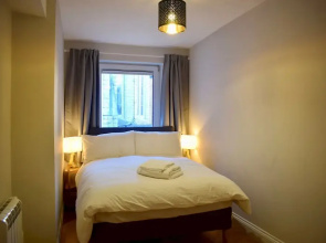 Modern 2 Bedroom Dublin Apartment with Balcony