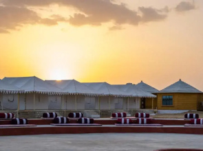 Sunrise Desert Resort  with Swimming Pool
