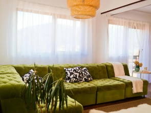 AmurguluiBnB 3 Rooms Apartment with Mountain View