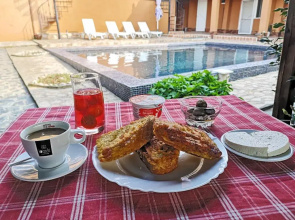 Bali Petrich