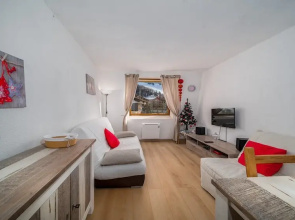 Studio in Allos With Stunning Mountain Views