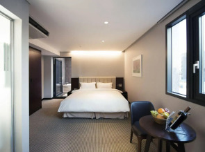 Travelodge Myeongdong City Hall