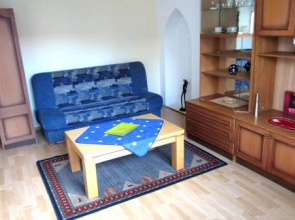 Old Town Traku Street Apartment