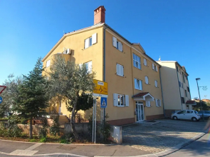 Apartment 1782