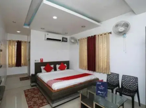 Hotel Yuvraj by OYO Room