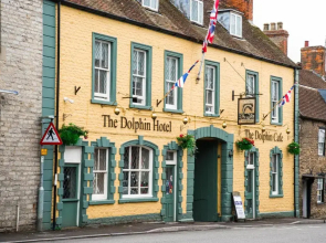 Dolphin Hotel