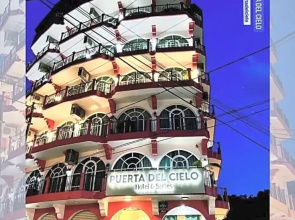 Hotel Puerta del Cielo