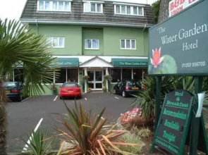 Water Garden Hotel
