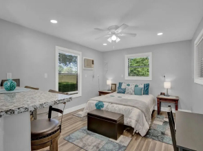 NEW Gorgeous Casita With Grill&hillcountryviews
