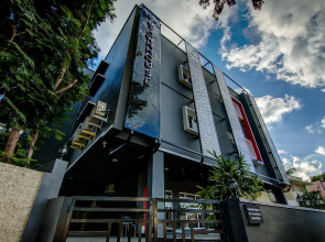 OYO  Townhouse 77669 Treetops Inn