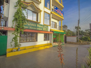 OYO 12751 Greenwood Hotel
